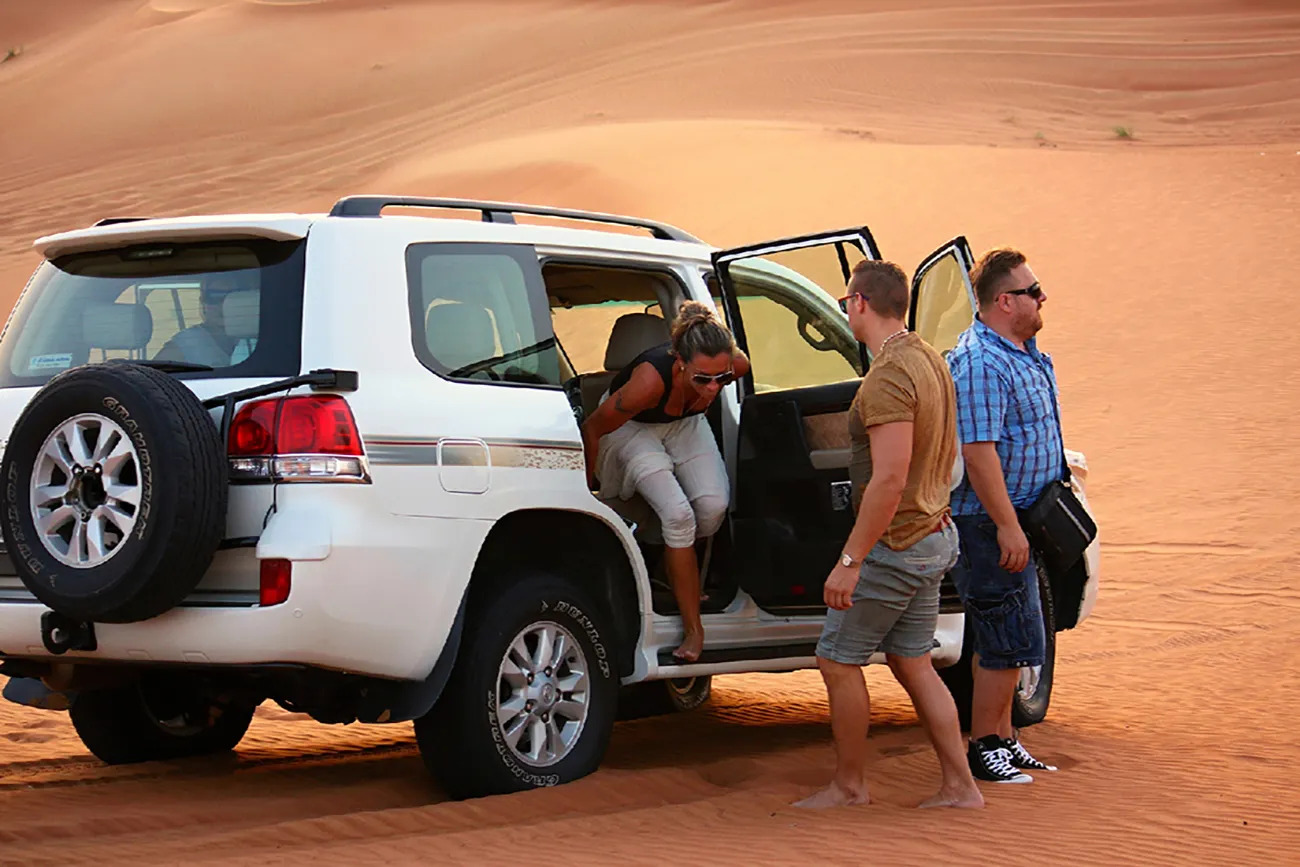 travel & Tours (2045)